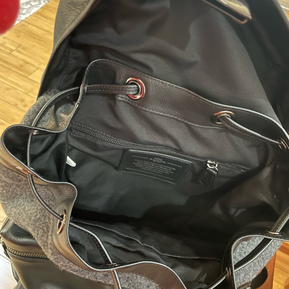 COACH EUC authentic large Black leather and gray wool Backpack/Rucksack - Picture 7 of 13